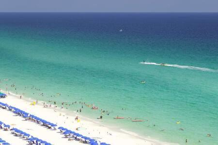 The Scallop By Brightwild-Beachfront Condo Destin Buitenkant foto